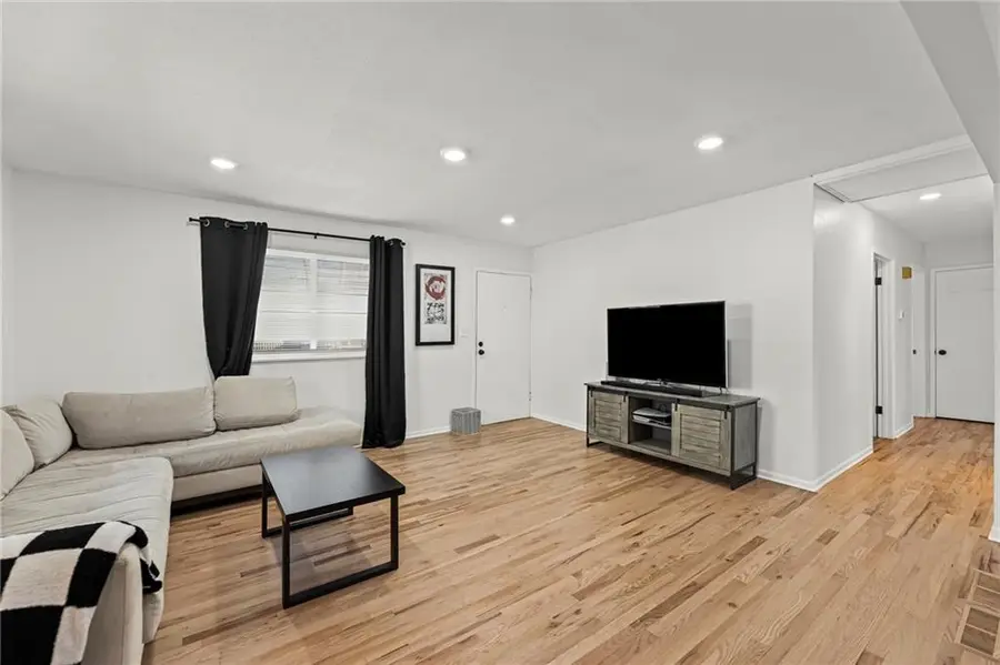 613 N Lincoln Street, Olathe, KS 66061 - Image #3