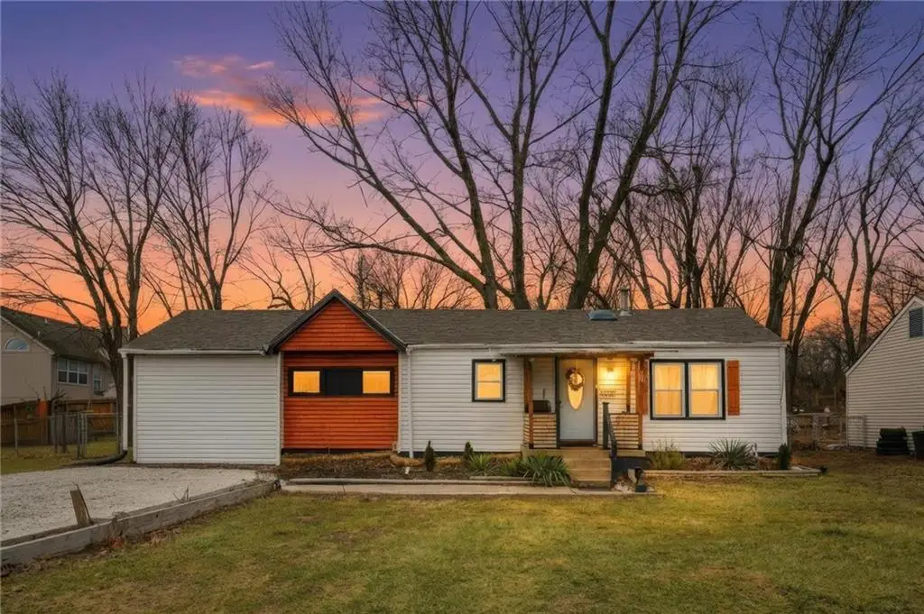 13726 Winchester Avenue, Grandview, MO 64030 - Image #1