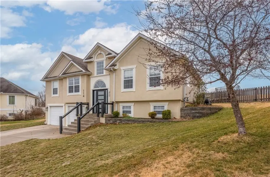 114 Deerfield Drive, Warrensburg, MO 64093 - Image #3
