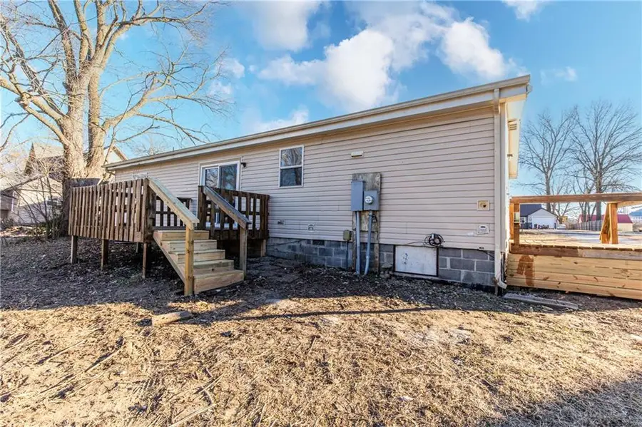 618 Locust Street, Mound City, KS 66056 - Image #2