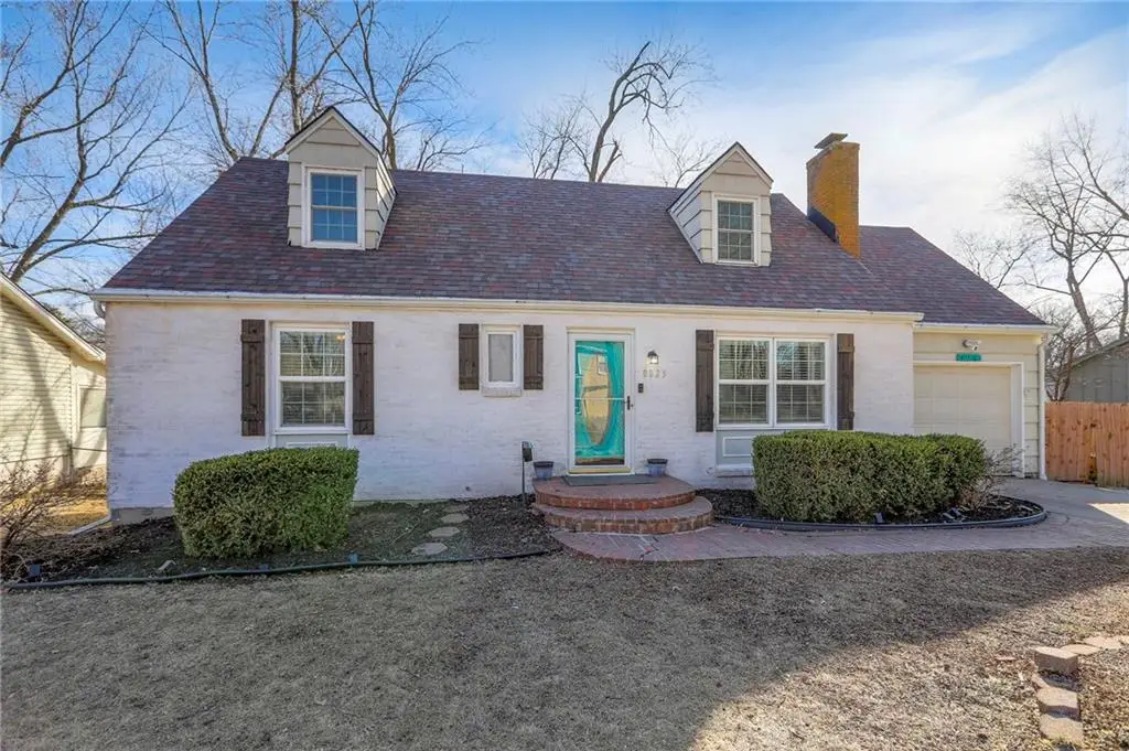 8025 W 93rd Street, Overland Park, KS 66212 - #1