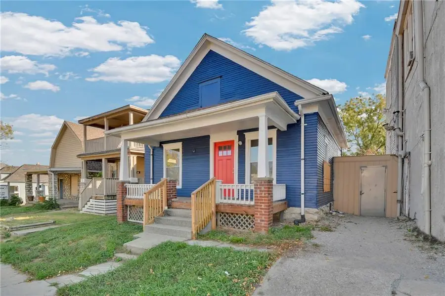 109 N Denver Avenue, Kansas City, MO 64123 - Image #2