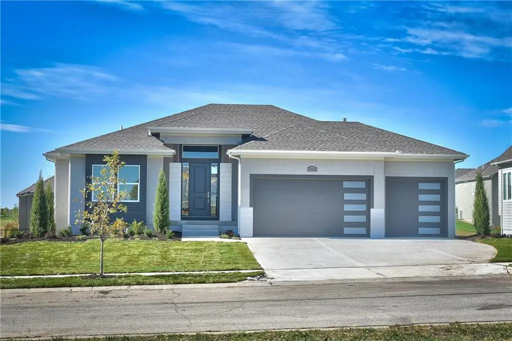 2301 W 176th Place, Overland Park, KS 66085 - #1