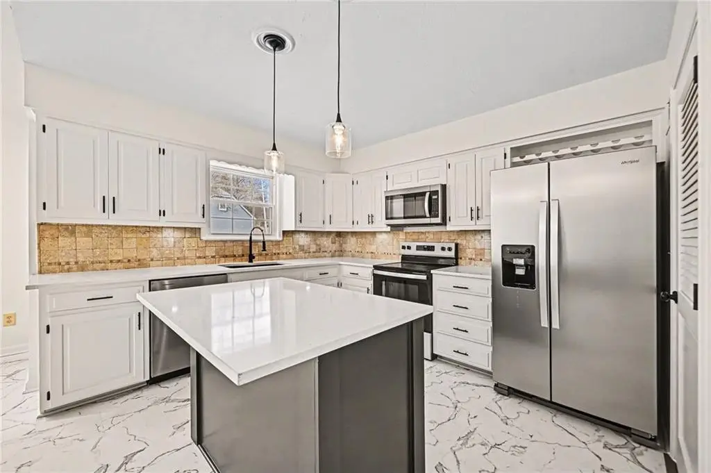 2805 Castle Drive, Independence, MO 64057 - Image #1