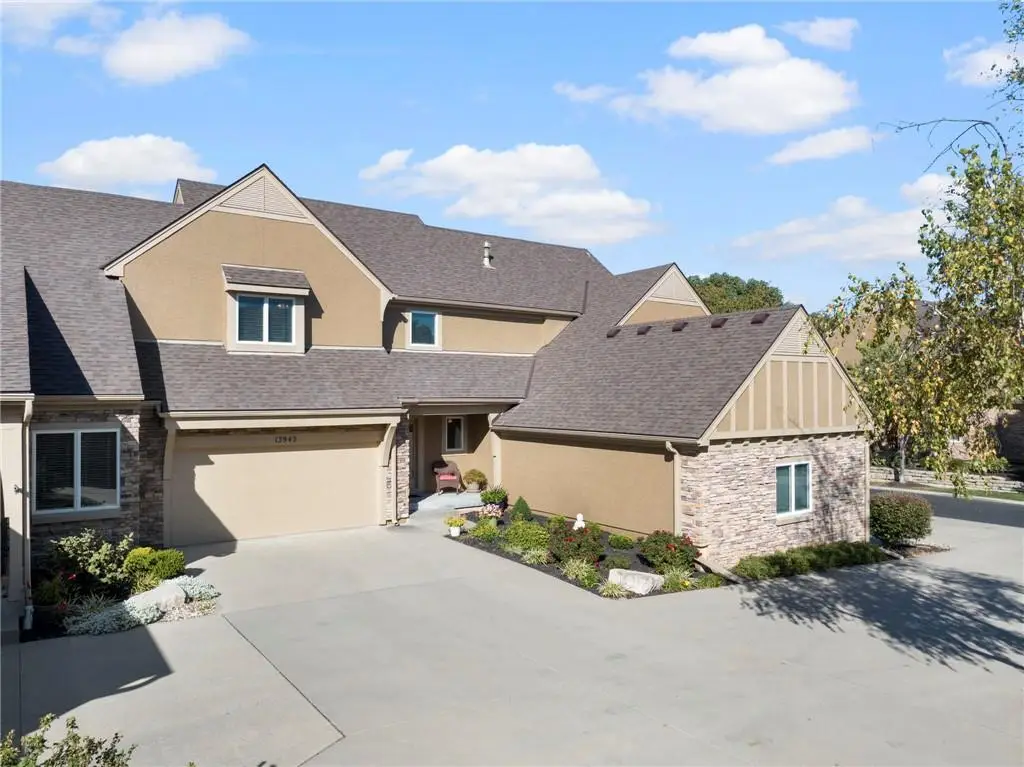 13942 S Summit Street, Olathe, KS 66062 - Image #1