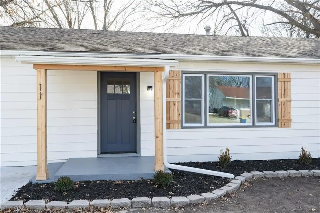 11 Brookside Drive, Paola, KS 66071 - Image #1