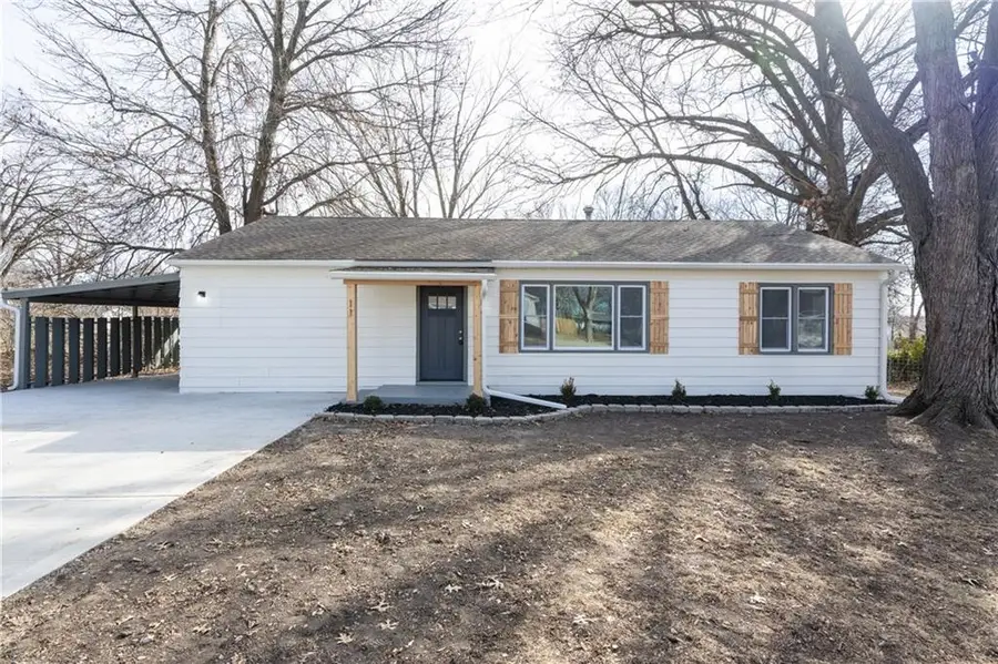 11 Brookside Drive, Paola, KS 66071 - Image #2