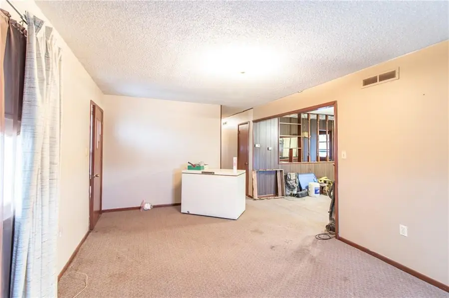 33425 S Bonar Road, Creighton, MO 64739 - #3