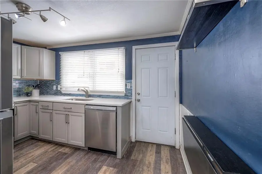 4907 W 70 Terrace, Prairie Village, KS 66208 - Image #3