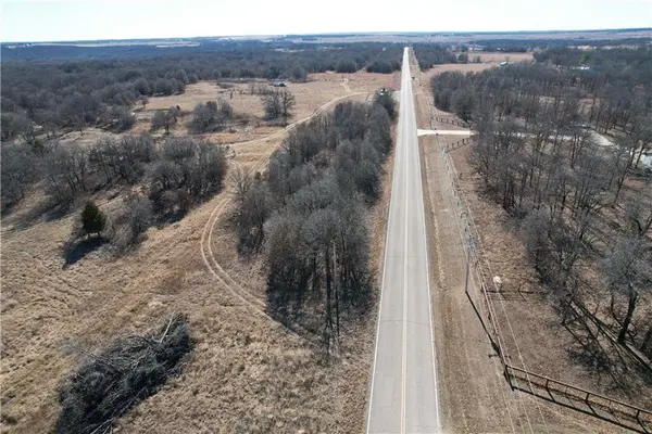 1569 County Road 2561 Road, Pawhuska,  74056