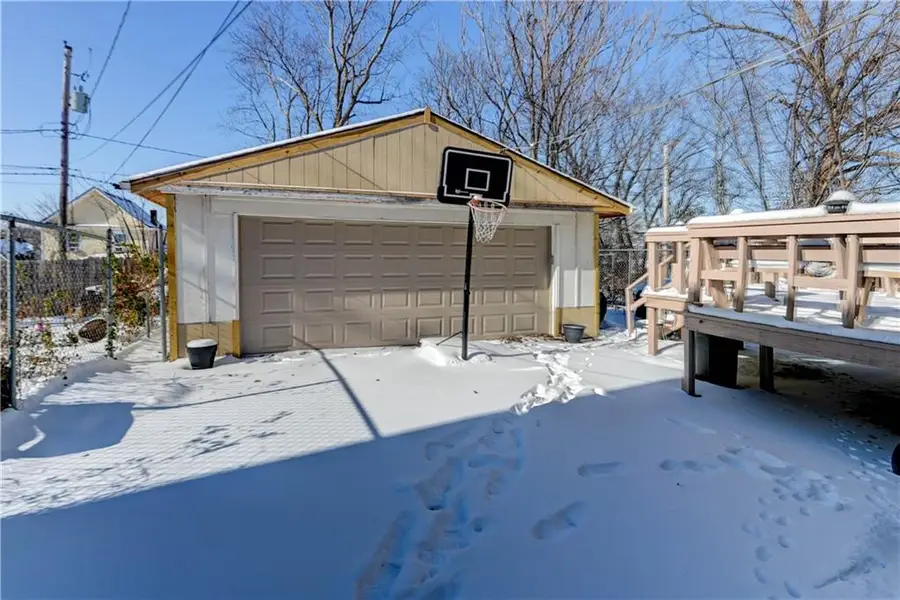 2110 Benton Boulevard, Kansas City, MO 64127 - Image #3