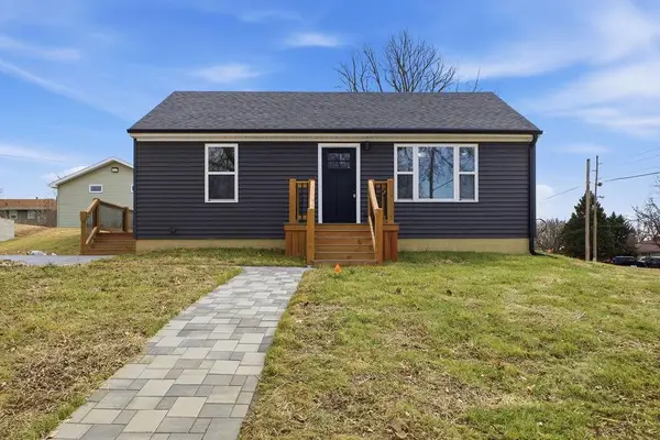 529 S 39th Street, St Joseph, MO 64506