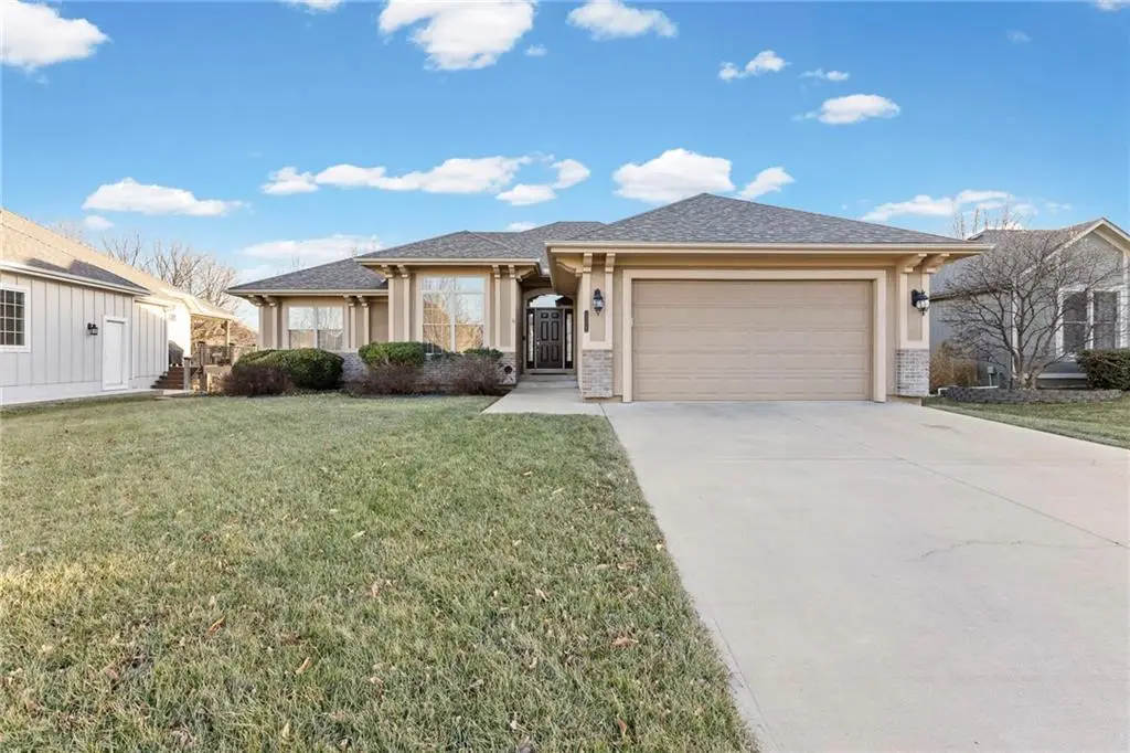 24021 Eagle Court, Paola, KS 66071 - #1