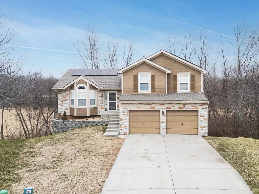 11911 N Charlotte Street, Kansas City, MO 64155 - Image #1