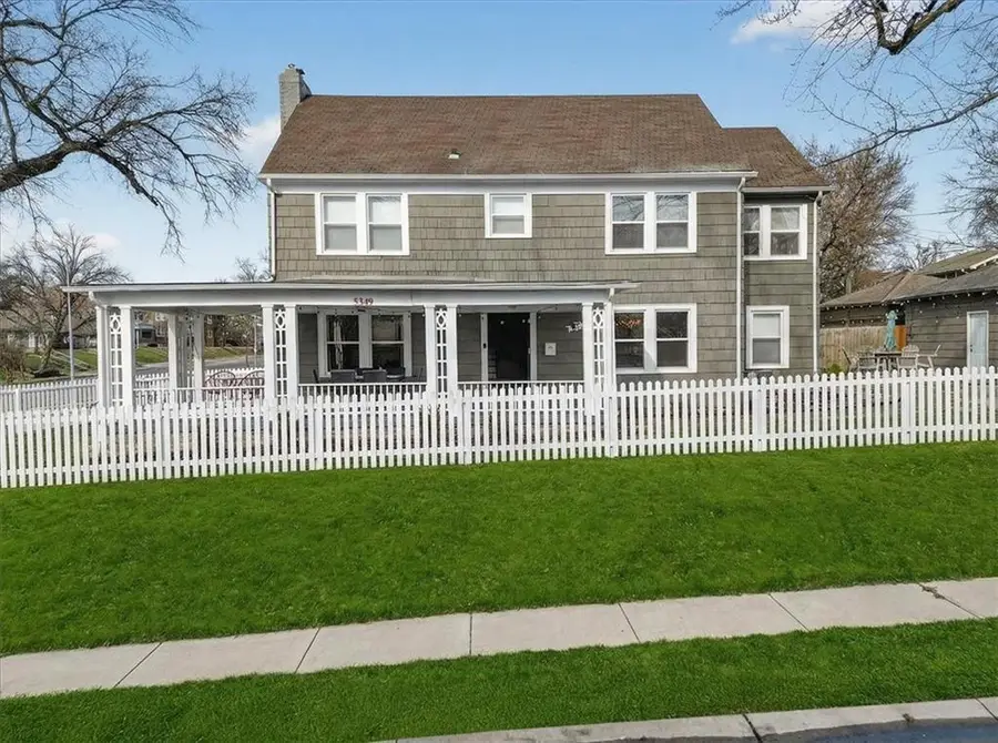 5349 Rockhill Road, Kansas City, MO 64110 - #2