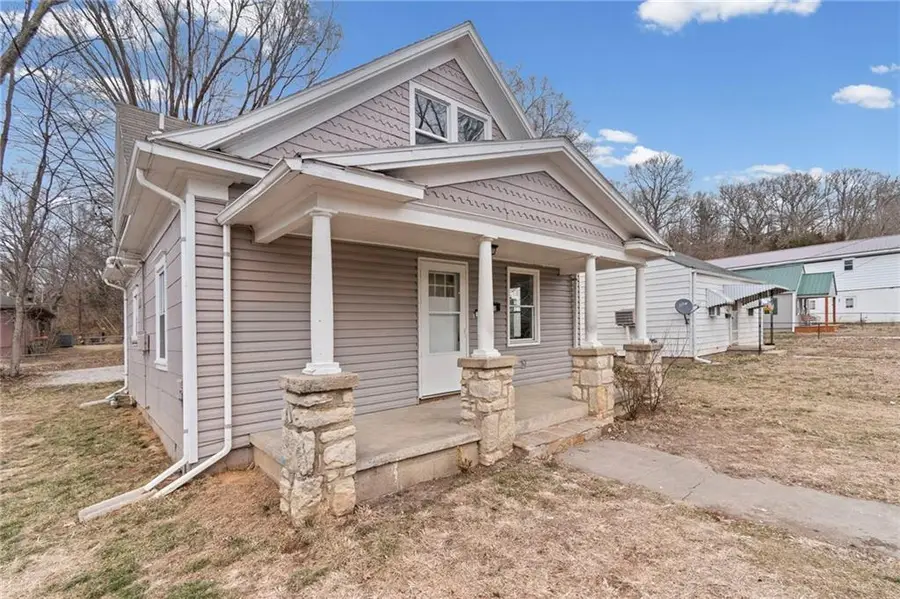 118 Vaughn Street, Excelsior Springs, MO 64024 - Image #2