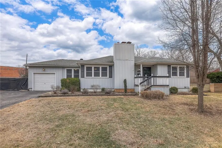 7401 Hardy Street, Overland Park, KS 66204 - #2