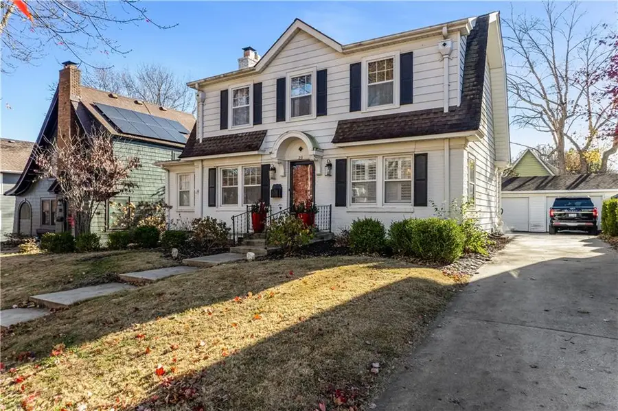 23 E 69th Street, Kansas City, MO 64113 - Image #2