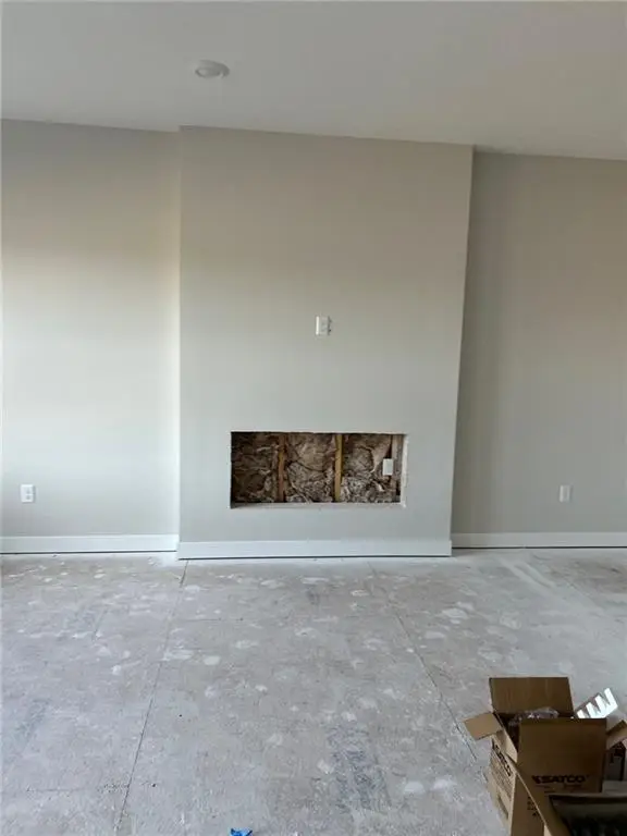 1222 SE Windbreak Drive, Lees Summit, MO 64081 - Image #2