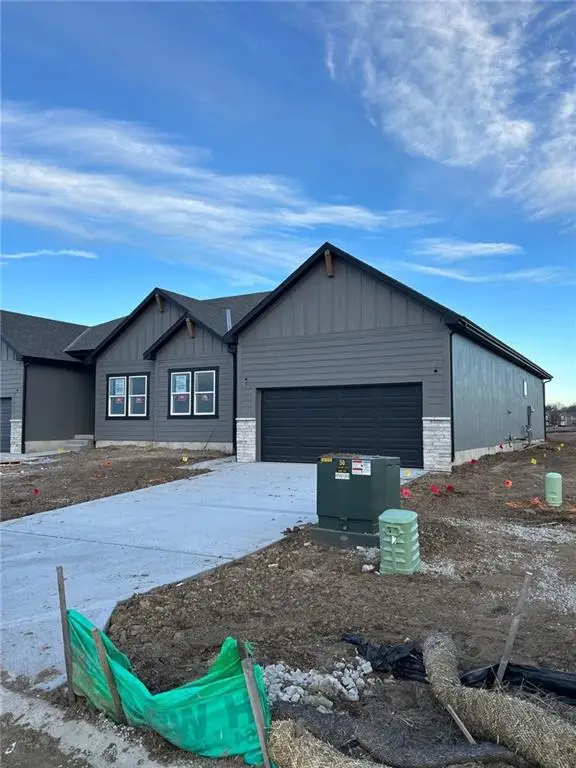 1224 SE Windbreak Drive, Lees Summit, MO 64081 - Image #1