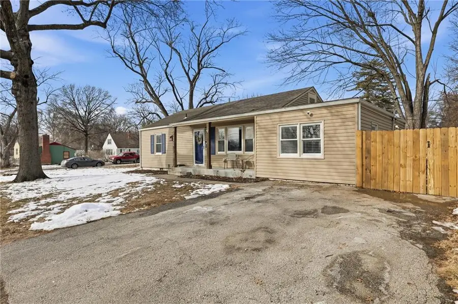 5920 W 71st Street, Overland Park, KS 66204 - #2