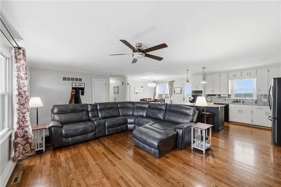 812 Pleasant Street, Odessa, MO 64076 - #2