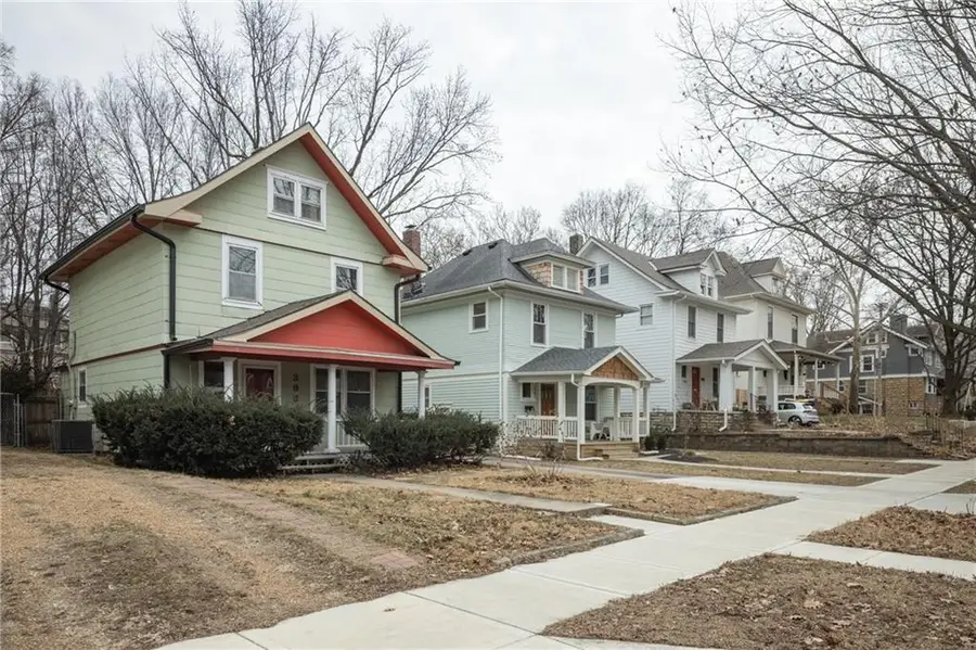 3937 Campbell Street, Kansas City, MO 64109 - #3