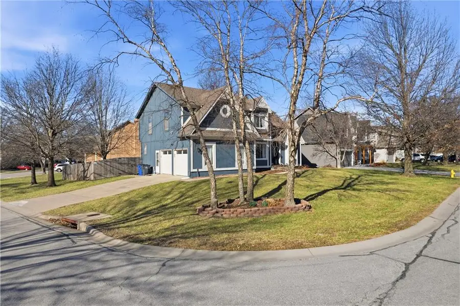 1246 E Meadow Lane, Olathe, KS 66062 - #3