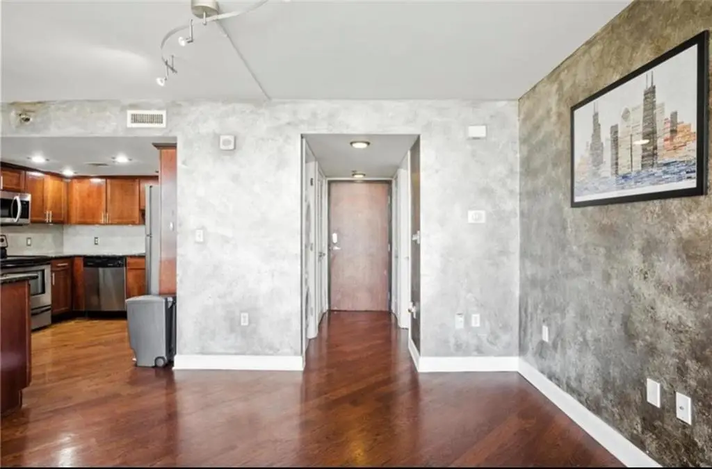 600 E Admiral Boulevard #1703, Kansas City, MO 64106 - Image #1