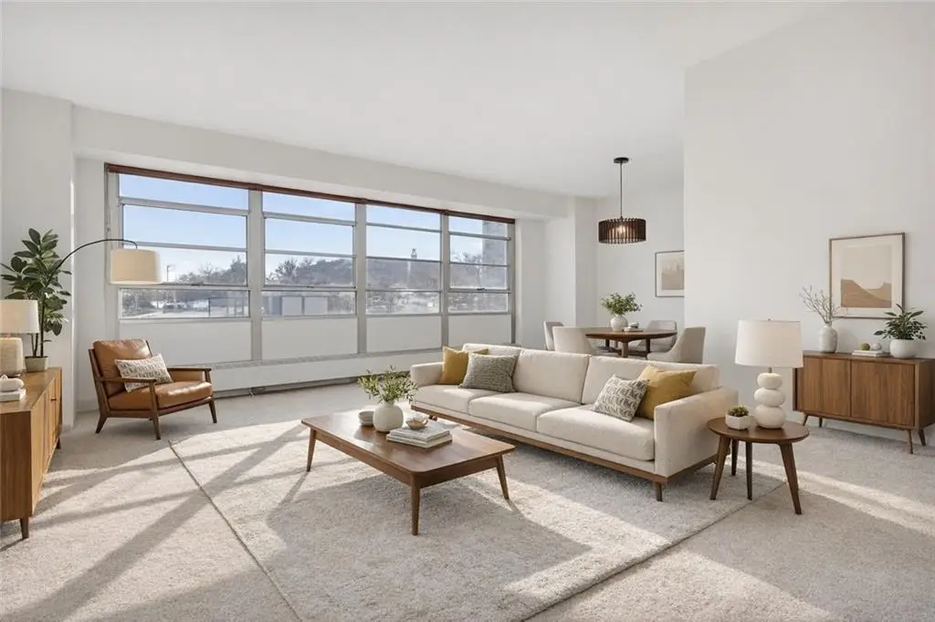 333 W Meyer Boulevard #214, Kansas City, MO 64113 - Image #1