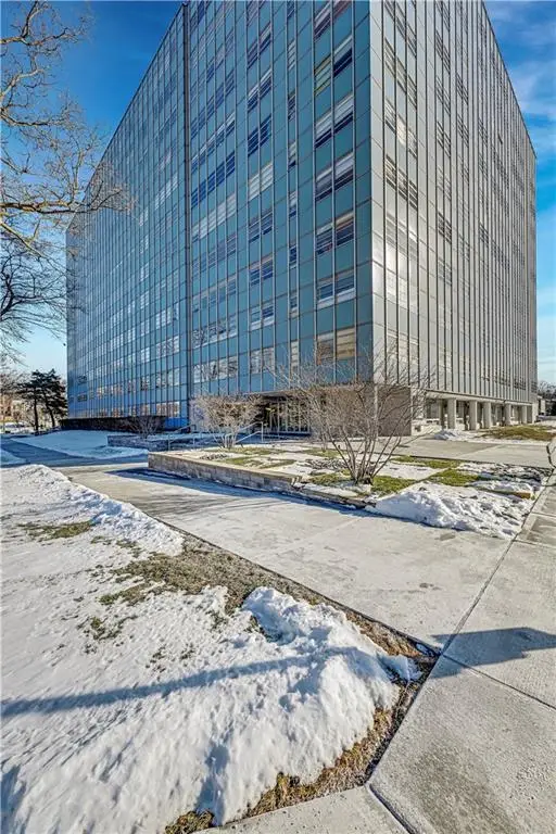 333 W Meyer Boulevard #214, Kansas City, MO 64113 - Image #3