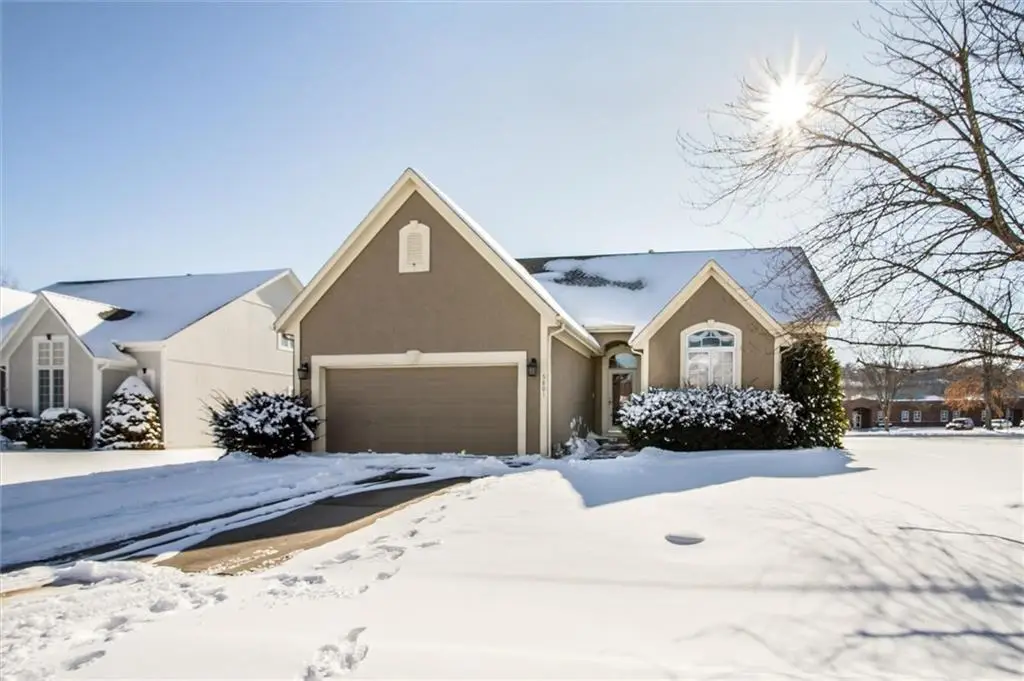 5801 NE Hidden Meadows Drive, Lees Summit, MO 64064 - Image #1