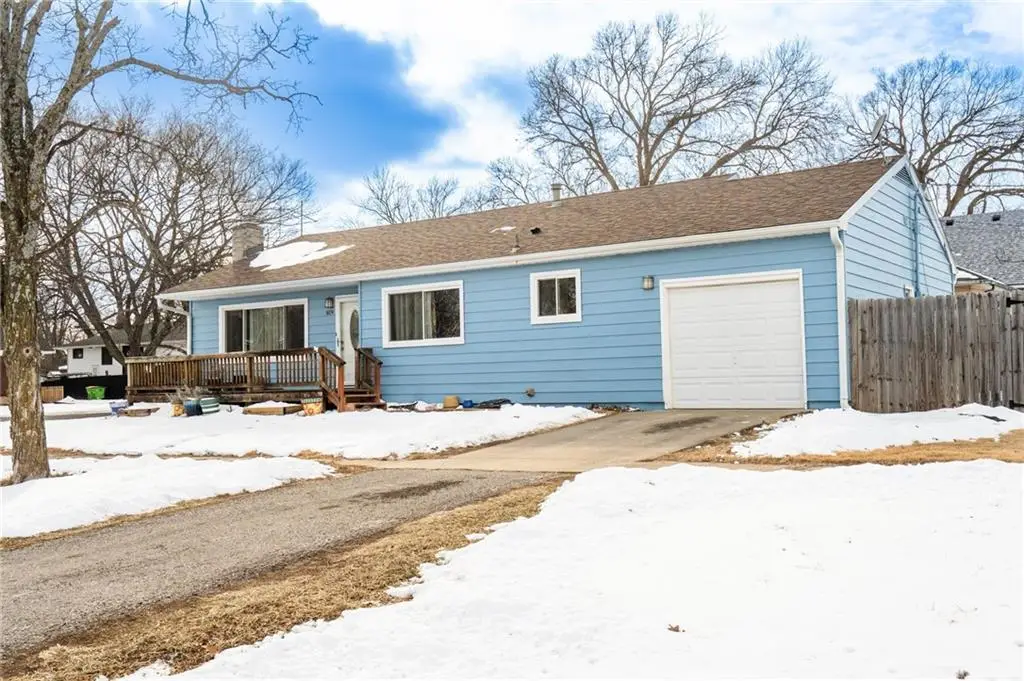 819 7th Street, Baldwin City, KS 66006 - Image #1
