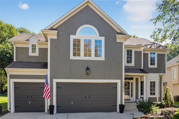 13877 S Gallery Street, Olathe, KS 66062