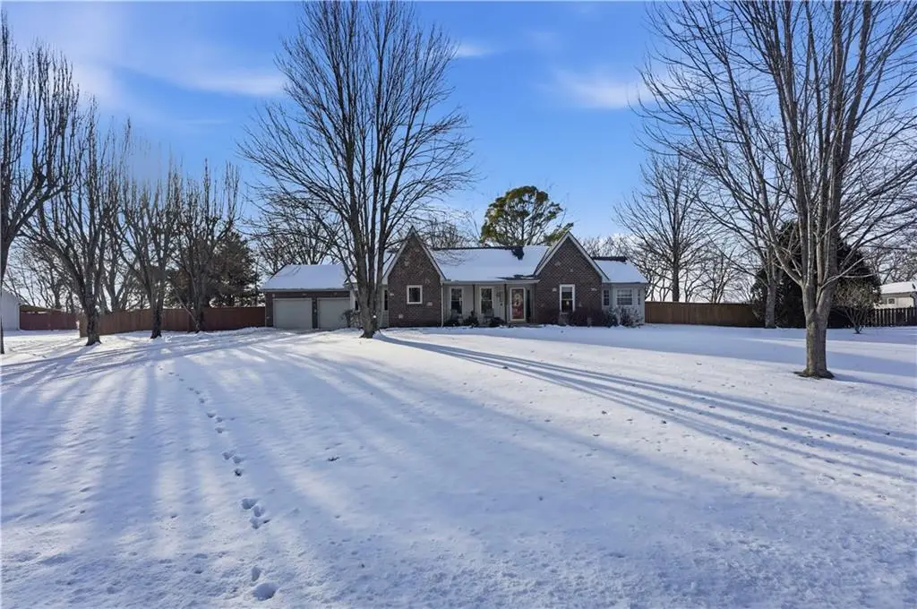 19680 Birch Street, Stilwell, KS 66085 - Image #1