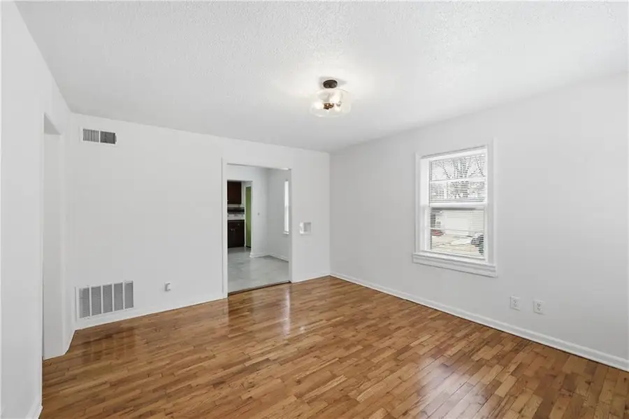 1201 E 80th Terrace, Kansas City, MO 64131 - Image #3