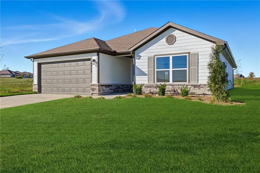 20225 W 194th Terrace, Spring Hill, KS 66083 - Image #2