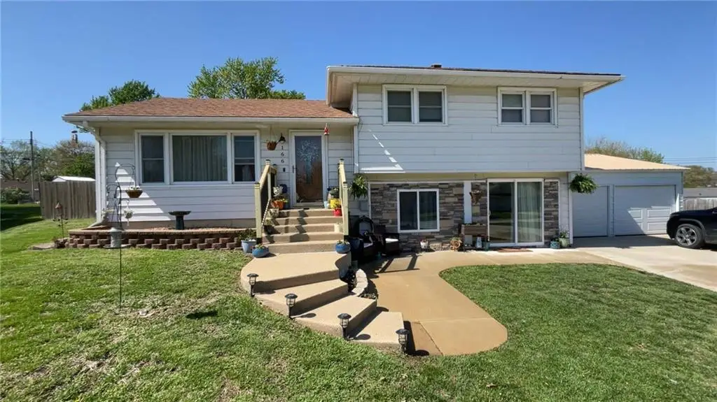 166 Crescent Drive, Chillicothe, MO 64601 - Image #1