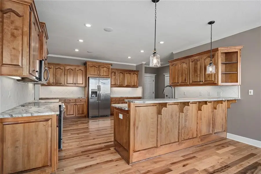 16253 S Summertree Lane, Olathe, KS 66062 - Image #3