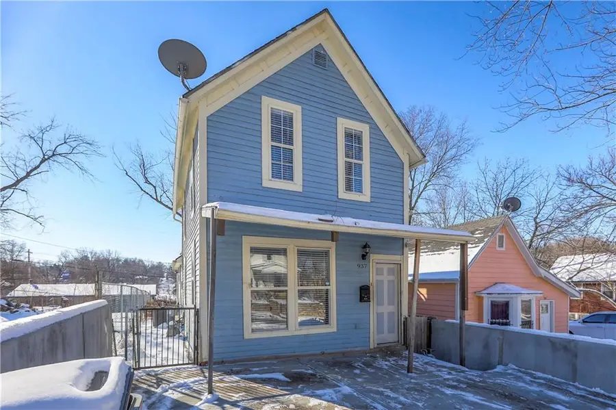 937 Riverview Avenue, Kansas City, KS 66101 - Image #2