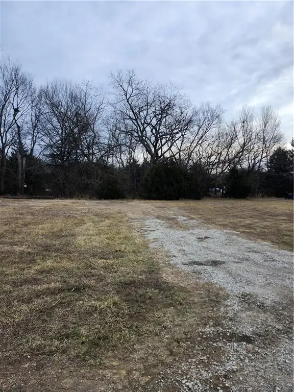 30 Beachcraft Lane, Linn Valley, KS 66040 - Image #3