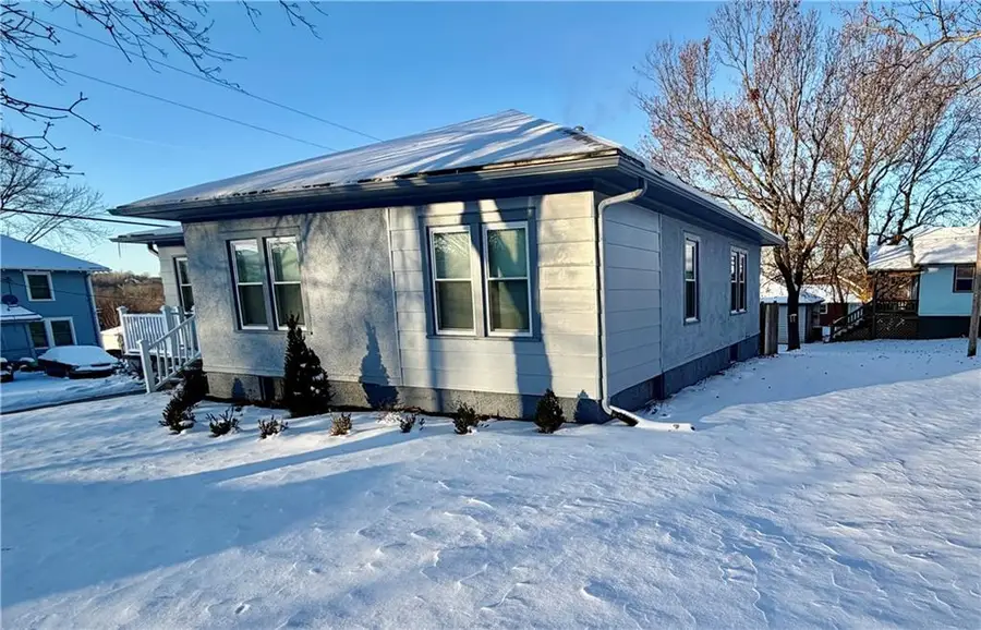 506 N 3rd Street, Wathena, KS 66090 - Image #2