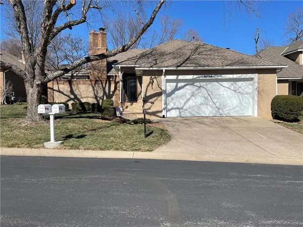 9734 Reeder Street, Overland Park, KS 66214