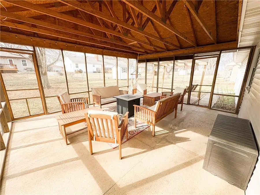 207 Gunsmoke Drive, Clinton, MO 64735 - #2