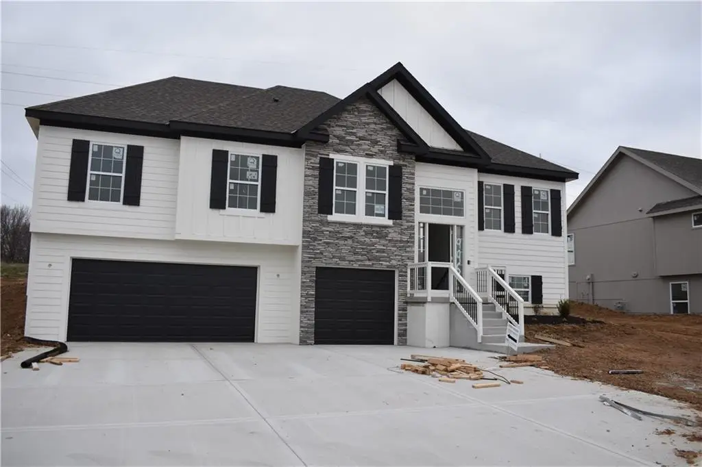 6013 NE 118th Street, Kansas City, MO 64156 - Image #1