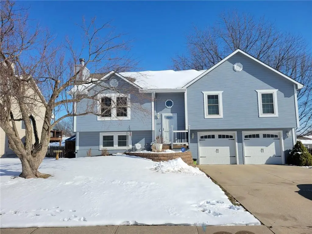 1217 NE Magnolia Street, Lees Summit, MO 64086 - #1