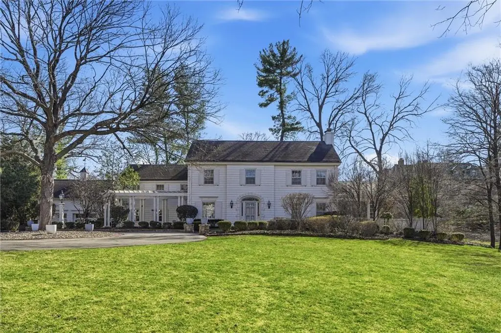 1217 W 58th Street, Kansas City, MO 64113 - #1