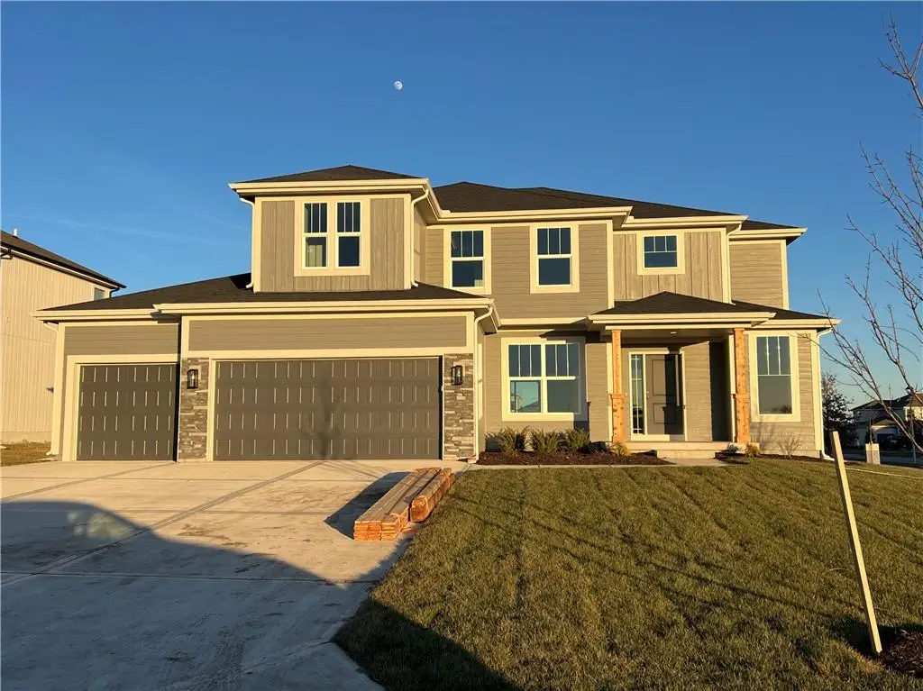 16949 S Brentwood Street, Olathe, KS 66062 - Image #1