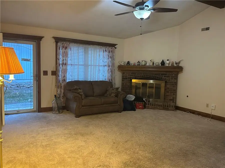 2817 NW 3rd Terrace, Blue Springs, MO 64014 - #2