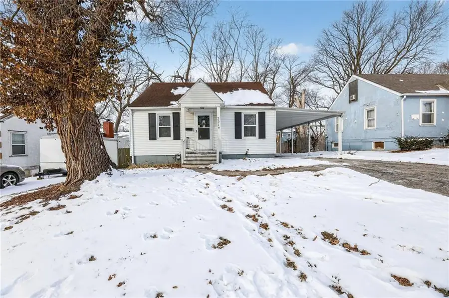 2316 S Vermont Avenue, Independence, MO 64052 - #3